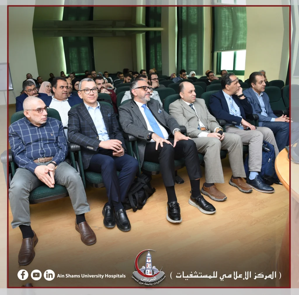 جانب من حضور الأطباء خلال ورشة عمل جراحة الأعصاب الطرفية بجامعة عين شمس
